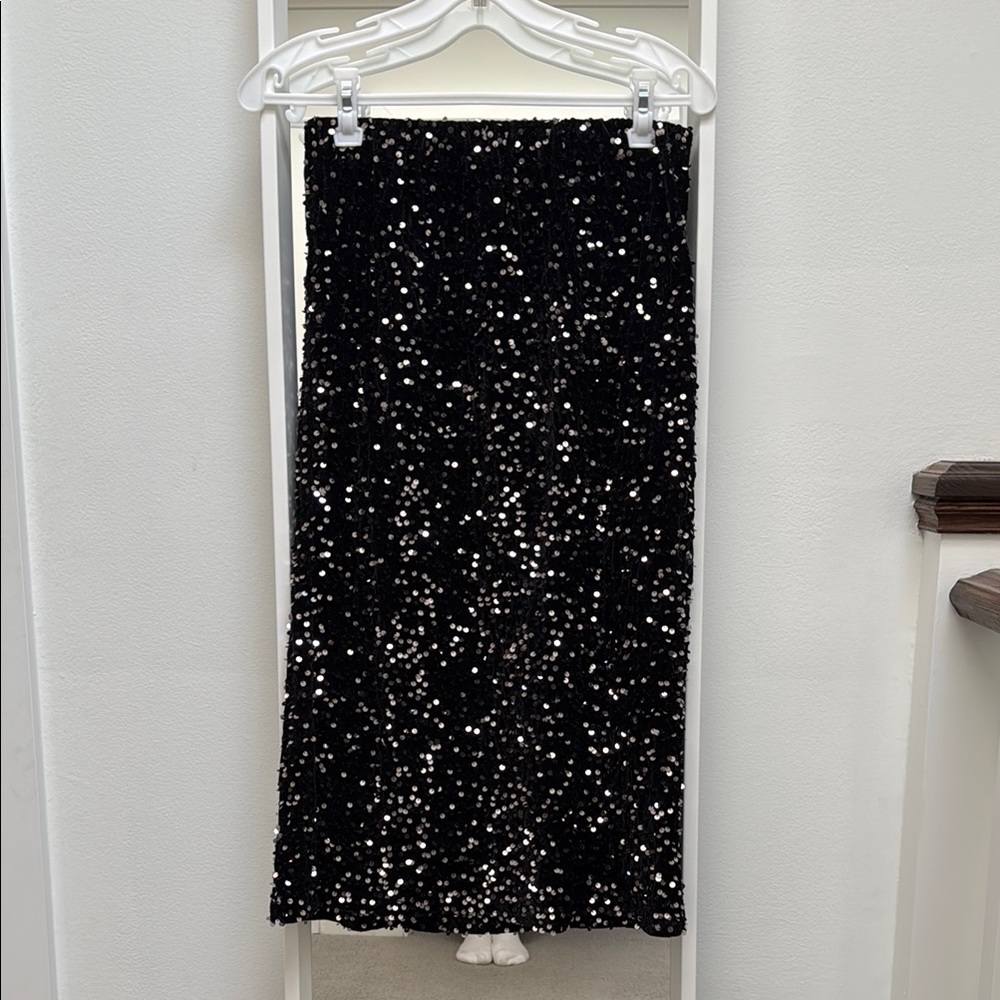 OAK + FORT Black Sequin Pencil Skirt Midi Length